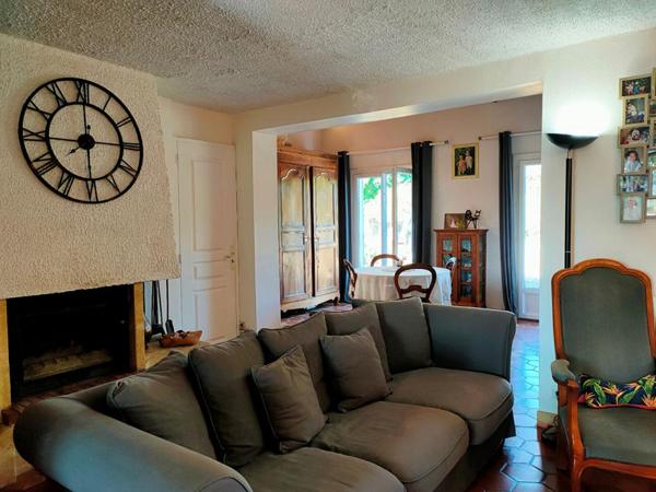 MAISON 160 M² - 8 PIECES - 5 CHAMBRES - VERANDA - TERRAIN 700 m²