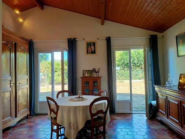 MAISON 160 M² - 8 PIECES - 5 CHAMBRES - VERANDA - TERRAIN 700 m²