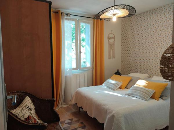 MAISON 160 M² - 8 PIECES - 5 CHAMBRES - VERANDA - TERRAIN 700 m²