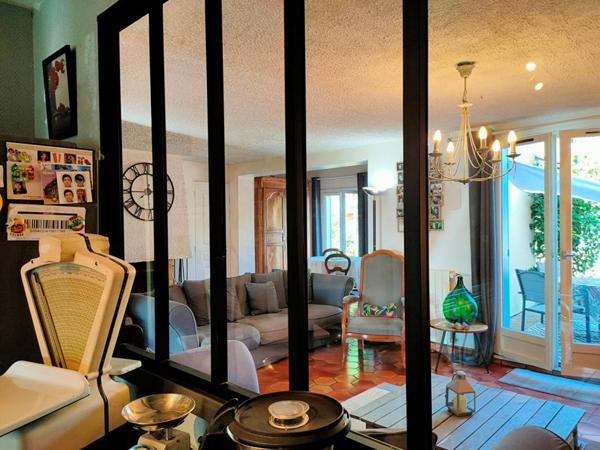 MAISON 160 M² - 8 PIECES - 5 CHAMBRES - VERANDA - TERRAIN 700 m²