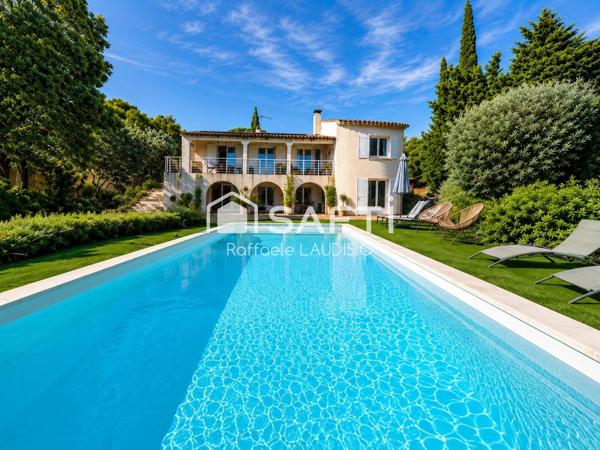 Maison de caractère, à 1,4 km des plages, au calme