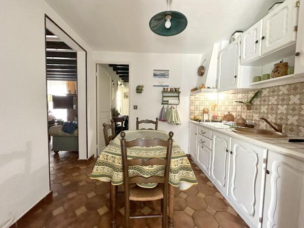 A VISITER SUR LE PONTET (84)  -  MAISON A ETAGE  DE 92 m² env. AVEC TERRAIN