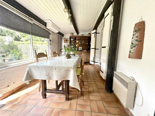 A VISITER SUR LE PONTET (84)  -  MAISON A ETAGE  DE 92 m² env. AVEC TERRAIN