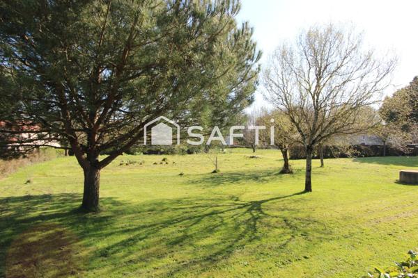 MAISON EN PIERRE AVEC NOMBREUSES DÉPENDANCES
