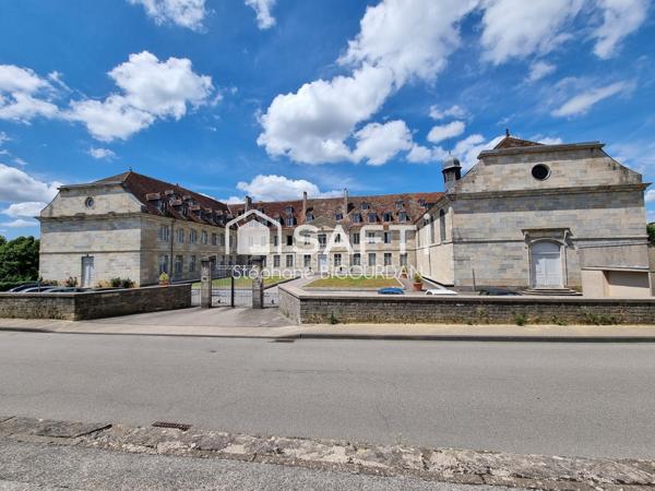 Appartement duplex T6, Ecole-Valentin La Mission