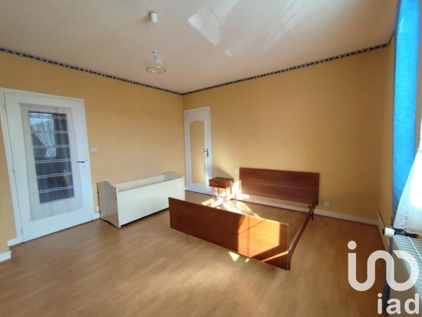 Maison traditionnelle 5 pièces de 159 m² à Le Coudray (28630)