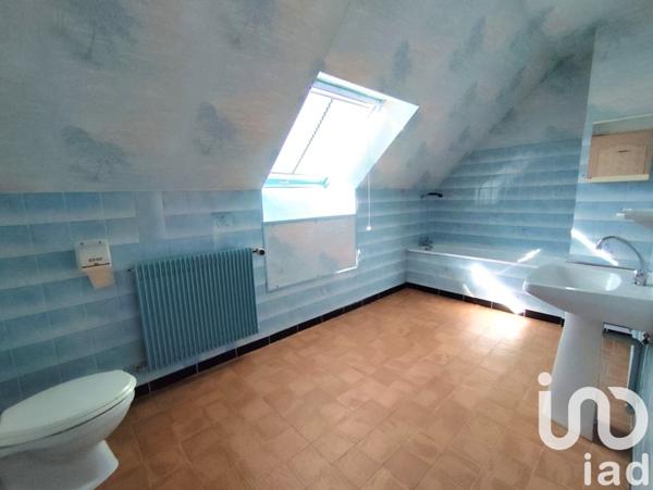 Maison traditionnelle 5 pièces de 159 m² à Le Coudray (28630)