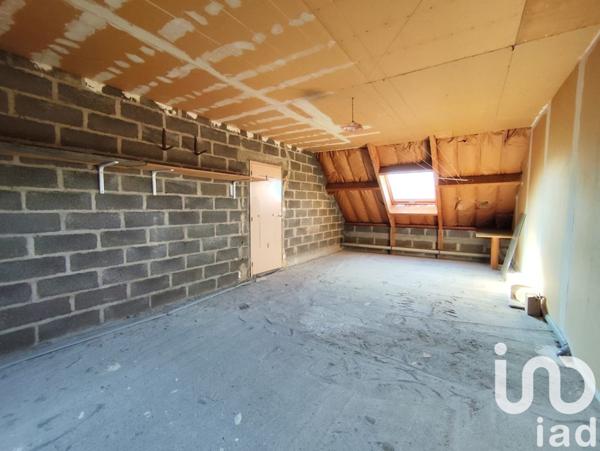 Maison traditionnelle 5 pièces de 159 m² à Le Coudray (28630)