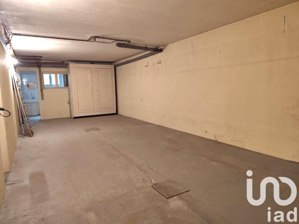 Maison traditionnelle 5 pièces de 159 m² à Le Coudray (28630)