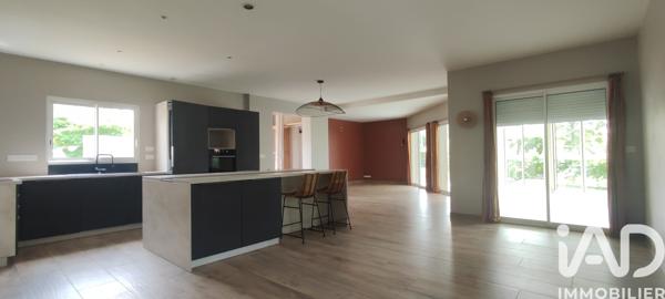 Maison à vendre 5 pièces 155 m² Cherveux