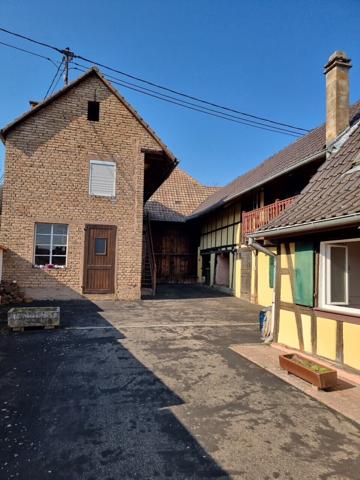 Maison de village avec grange sur 13 ares