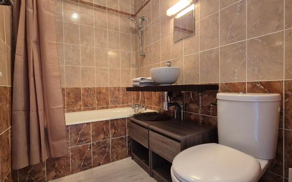 Appartement à vendre    1 pièce •  Saint-Étienne