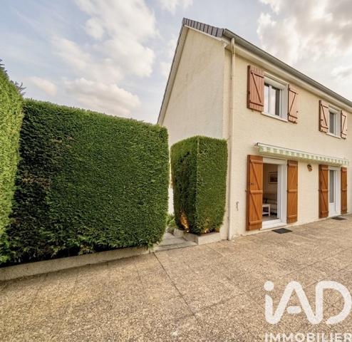 Maison à vendre 6 pièces 100 m² Saint-Jean-Bonnefonds