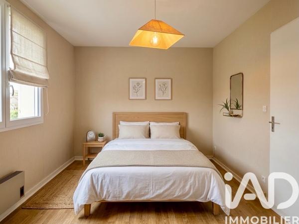 Maison à vendre 6 pièces 100 m² Saint-Jean-Bonnefonds