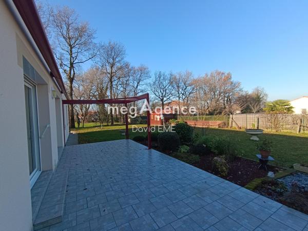 Maison à AIZENAY, 85190 - 5 pièces 101m²