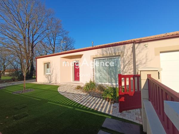 Maison à AIZENAY, 85190 - 5 pièces 101m²