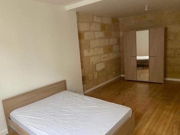 Immeuble à vendre |  Castillon-la-Bataille |  329 m²