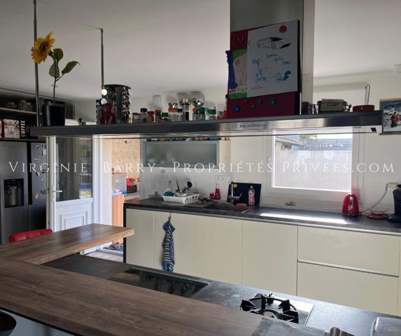 MAISON RECENTE DE PLAIN PIED 3 CHAMBRES AVEC DEPENDANCES