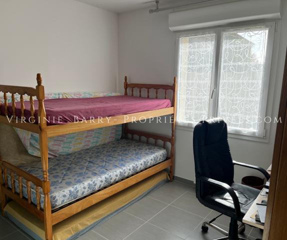 MAISON RECENTE DE PLAIN PIED 3 CHAMBRES AVEC DEPENDANCES