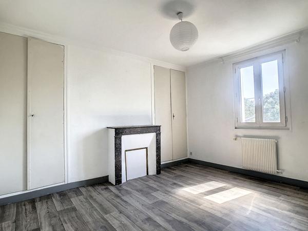 Saumur (49400)- Maison familiale en centre ville, 5 chambres avec jardin