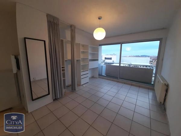 Appartement à louer 1 pièce 19.34m² Nîmes (30000)