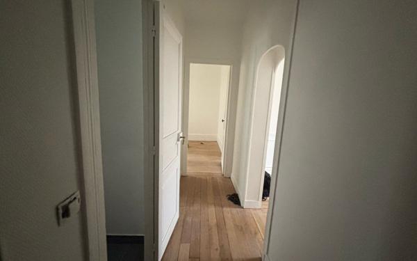 Appartement à vendre    2 pièces • 35,28 m2 Saint-Ouen