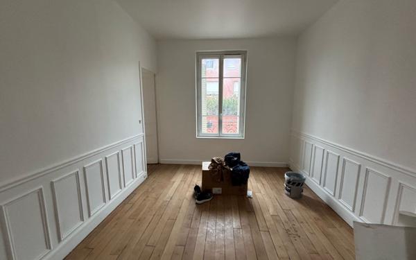 Appartement à vendre    2 pièces • 35,28 m2 Saint-Ouen