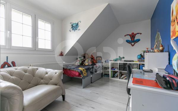 Maison à vendre    5 pièces • 120,30 m2 Sucy-en-Brie