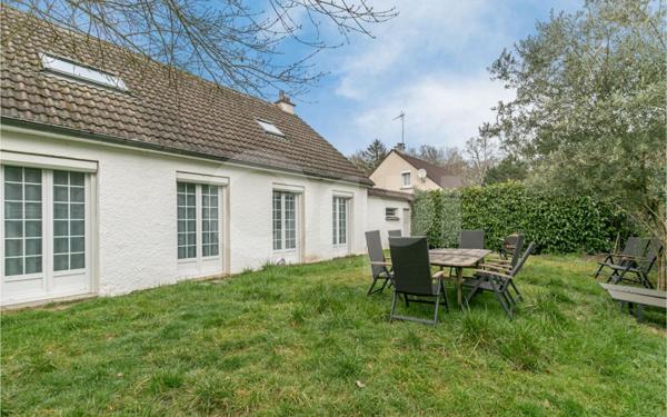 Maison à vendre    5 pièces • 120,30 m2 Sucy-en-Brie