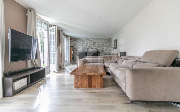 Maison à vendre    5 pièces • 120,30 m2 Sucy-en-Brie