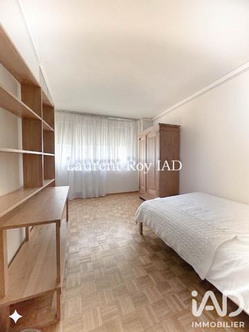 Location appartement 5 pièces 109 m² Colombes