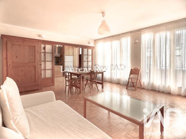 Location appartement 5 pièces 109 m² Colombes