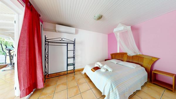 Super haut de villa au calme bien situé