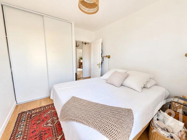 Appartement F3 à vendre  3 pièces - 66,30 m 2   AVON  - 77