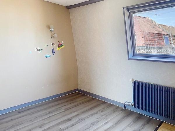 MAISON A RENOVER A ROUBAIX PROX BD DESCATS METRO ALSACE