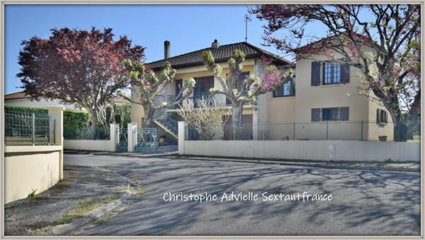 Bergerac proche, maison de qualité avec 2 entrées, possibilité de faire 2 logements