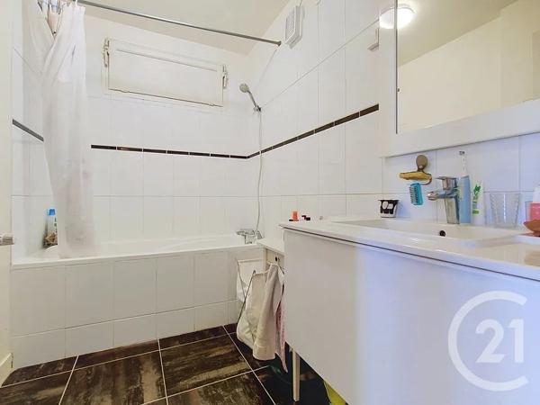 Appartement F4 à vendre  4 pièces - 92,02 m 2   PARIS  - 75015