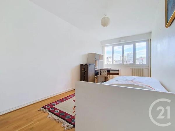 Appartement F4 à vendre  4 pièces - 92,02 m 2   PARIS  - 75015
