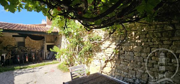 maison de charme, coeur de village