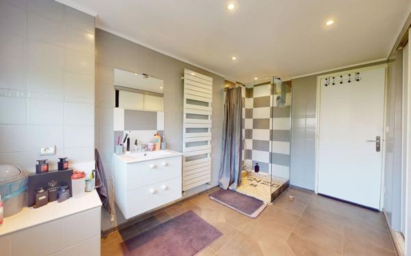 Maison à vendre    6 pièces • 162 m2 Amnéville