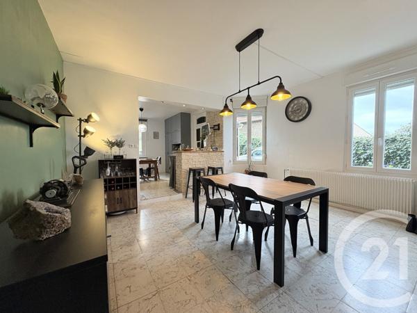 Maison à vendre  5 pièces - 100 m2 ETREILLERS - 02