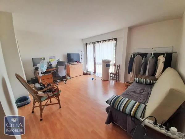 Appartement à louer 2 pièces 61.17m² Limoges (87000)