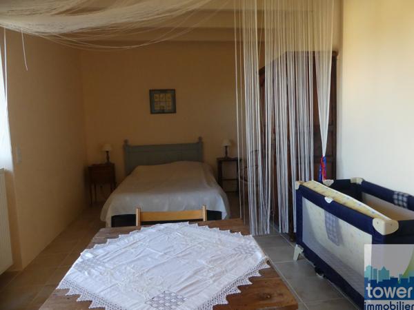 Propriété 8.6 hectares 32 pièces 830 m²