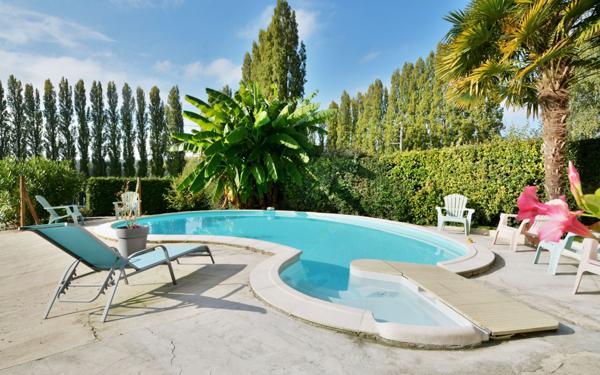 Maison à vendre    7 pièces •  Condé-Sainte-Libiaire