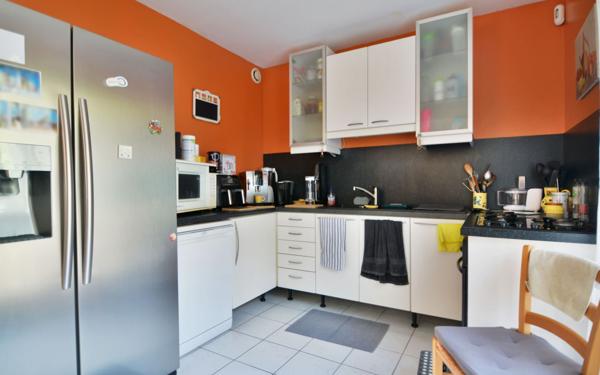 Maison à vendre    7 pièces •  Condé-Sainte-Libiaire