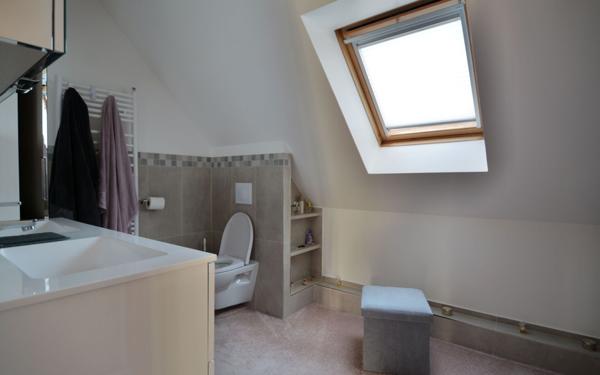 Maison à vendre    7 pièces •  Condé-Sainte-Libiaire