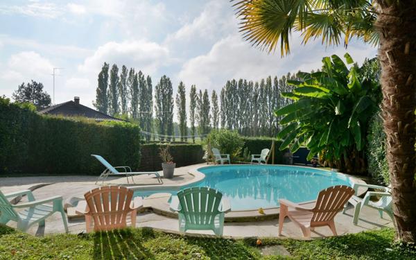 Maison à vendre    7 pièces •  Condé-Sainte-Libiaire