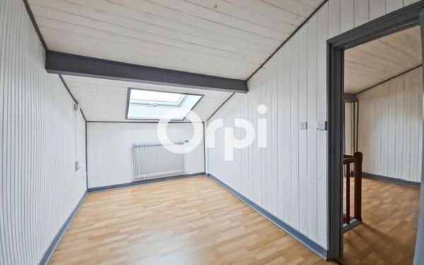 Maison à vendre    5 pièces •  Albert