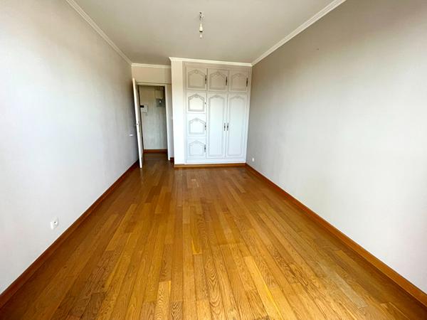NANCY Secteur Fac de Lettres - Bel appartement F4 avec balcons, vue dégagée et parking