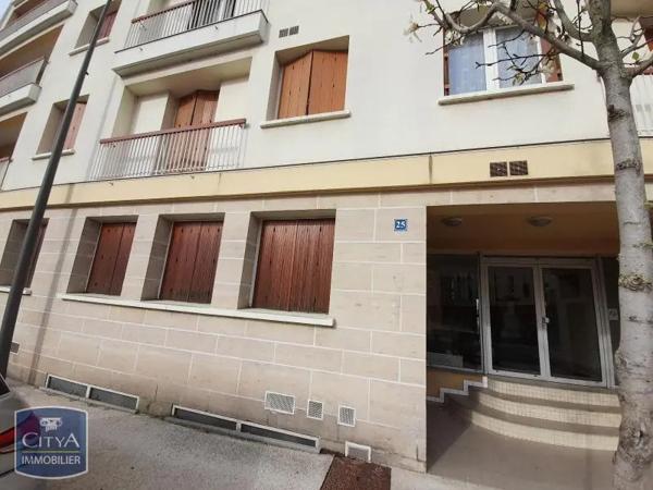 Appartement à louer 2 pièces 44.44m² Saint-Memmie (51470)